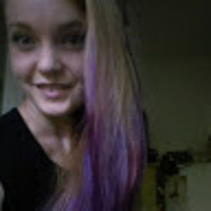 Meet your Posher, April